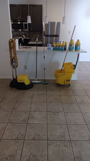 Floor Cleaning in Cliff, TX (2)