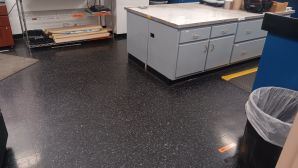 Floor Stripping And Waxing Services in Duncanville, TX (4)